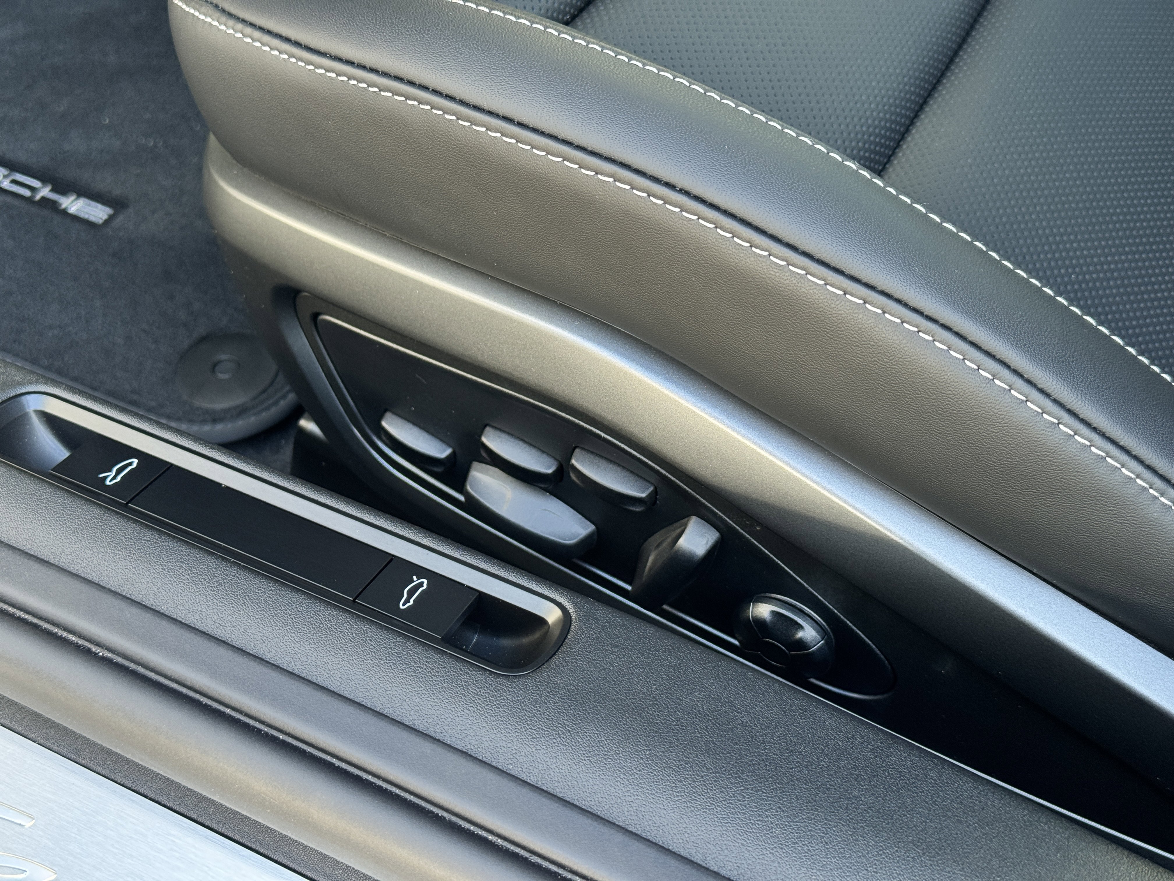 New 2026 Porsche 911 Carrera image 22