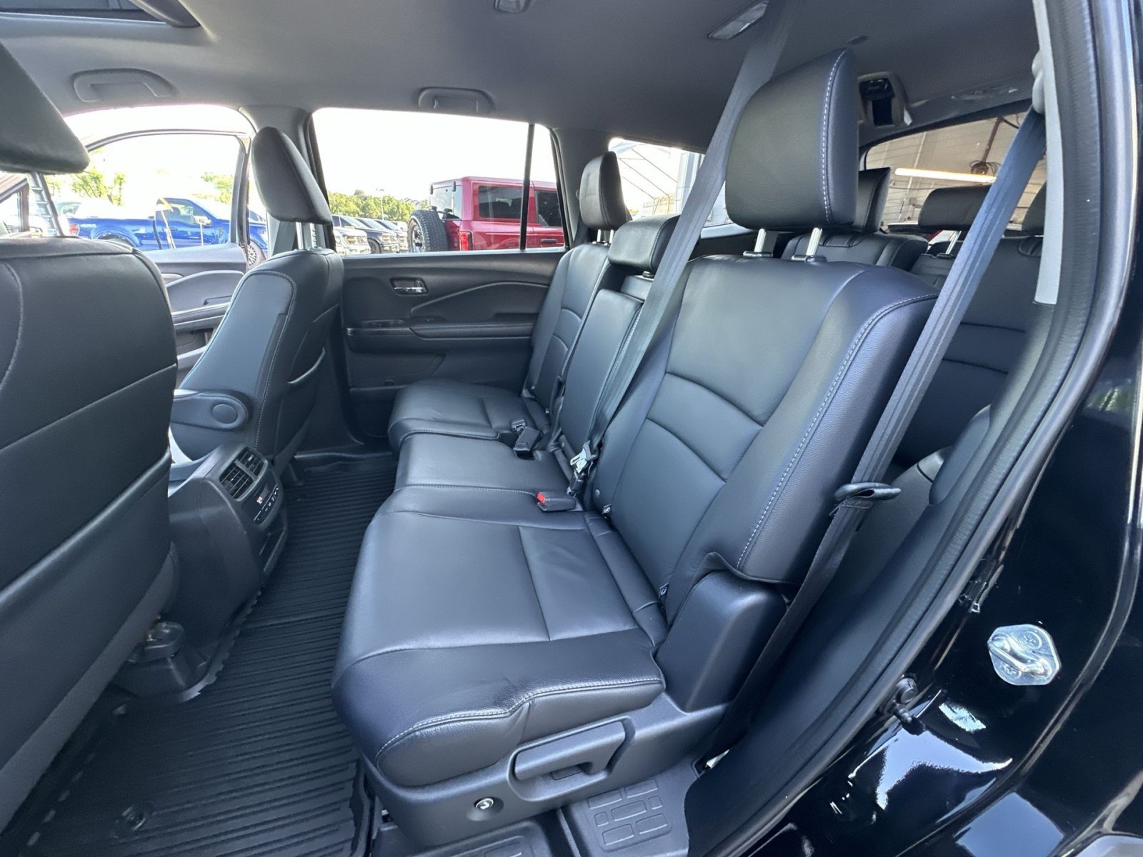 Used 2017 Honda Pilot EX-L image 32