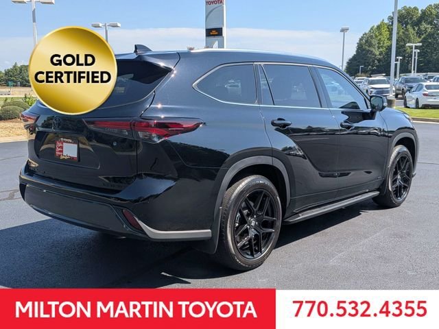 Certified 2026 Toyota Highlander Limited AWD/4WD image 3