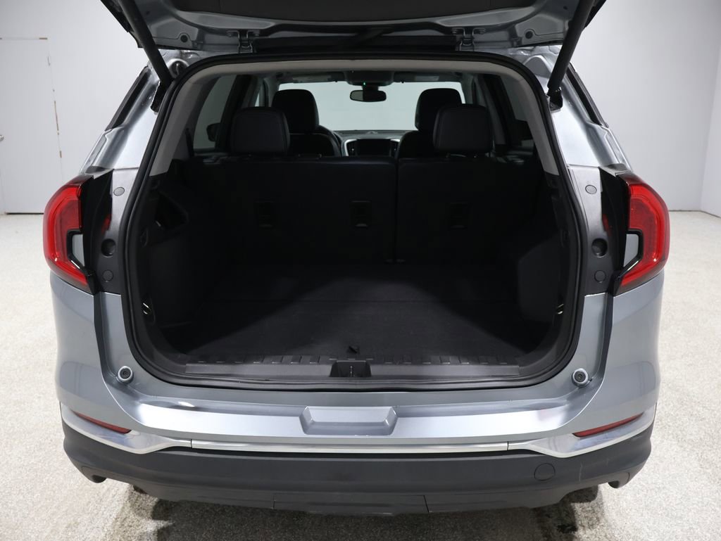 Used 2024 GMC Terrain SLT image 20