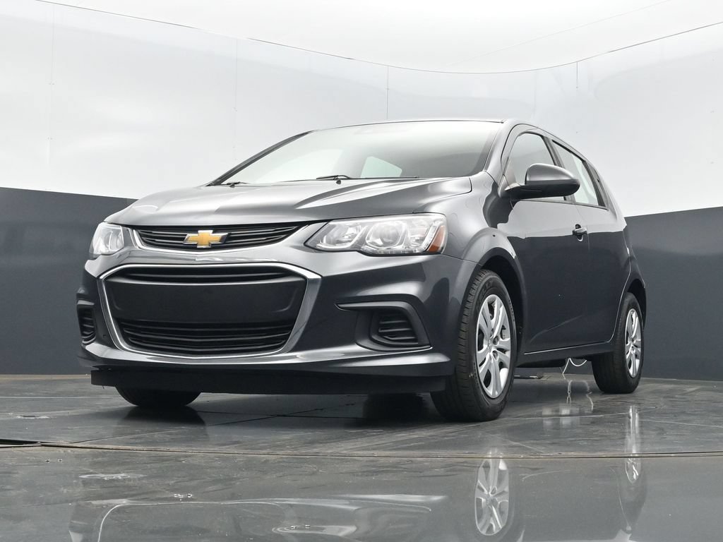 Used 2020 Chevrolet Sonic LT FWD image 11