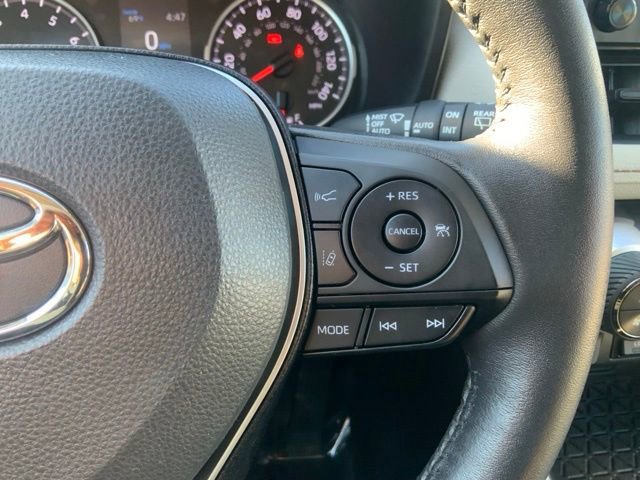 Used 2022 Toyota RAV4 XLE w/ Convenience Package image 20