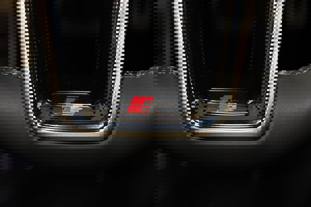 Used 2025 Audi S8 image 70