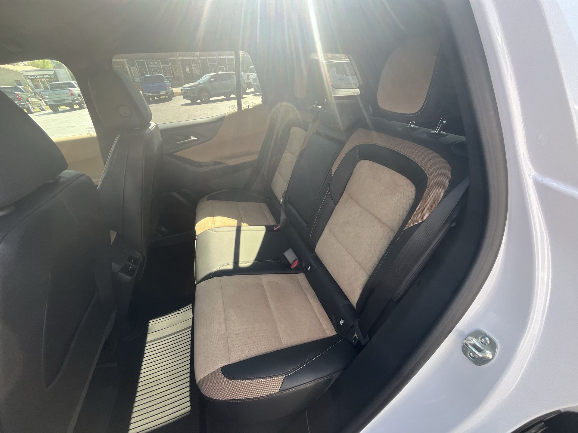 New 2026 Chevrolet Equinox ACTIV w/ Convenience Package III AWD/4WD image 50