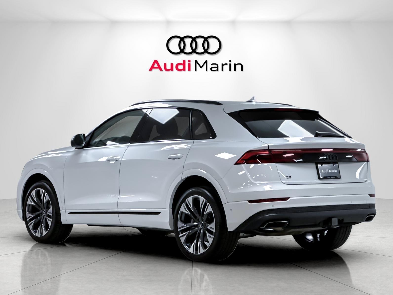 Certified 2024 Audi Q8 Premium Plus AWD/4WD image 3
