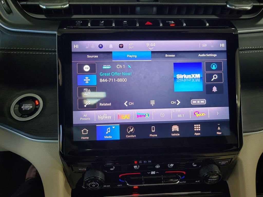 New 2025 Jeep Grand Cherokee L Limited w/ Luxury Tech Group II image 17