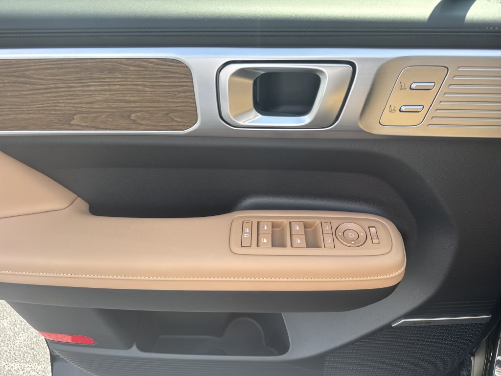 New 2026 Hyundai Santa Fe Limited FWD image 10