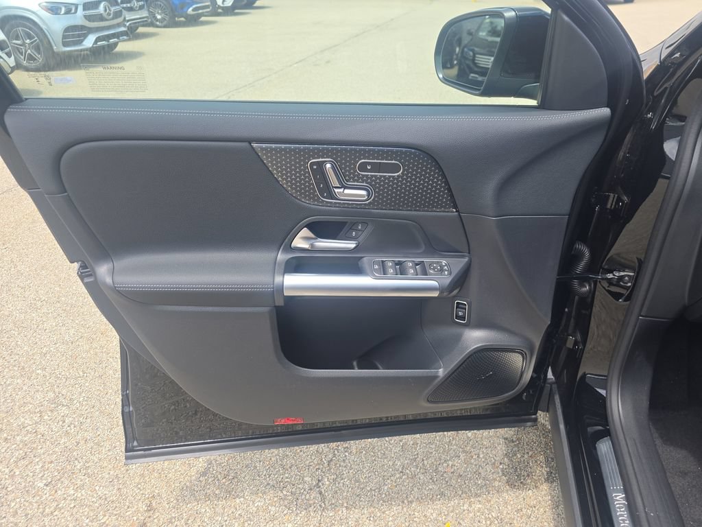 New 2026 Mercedes-Benz GLA 250 4MATIC image 10