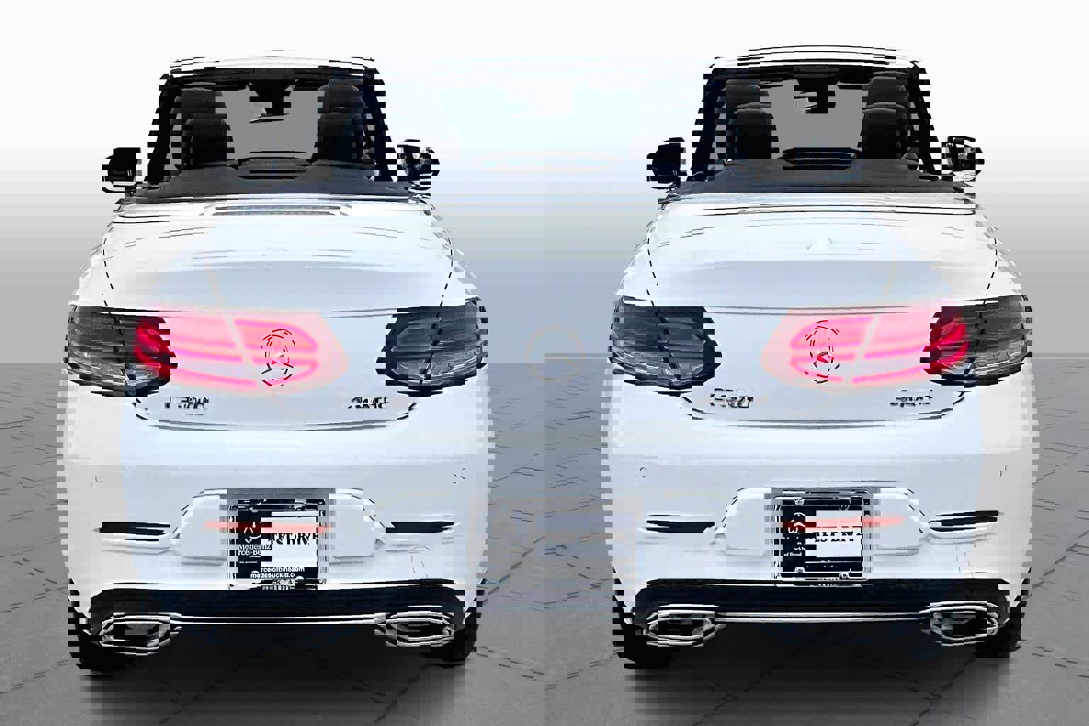 Used 2023 Mercedes-Benz C 300 4MATIC Cabriolet w/ Multimedia Package image 4