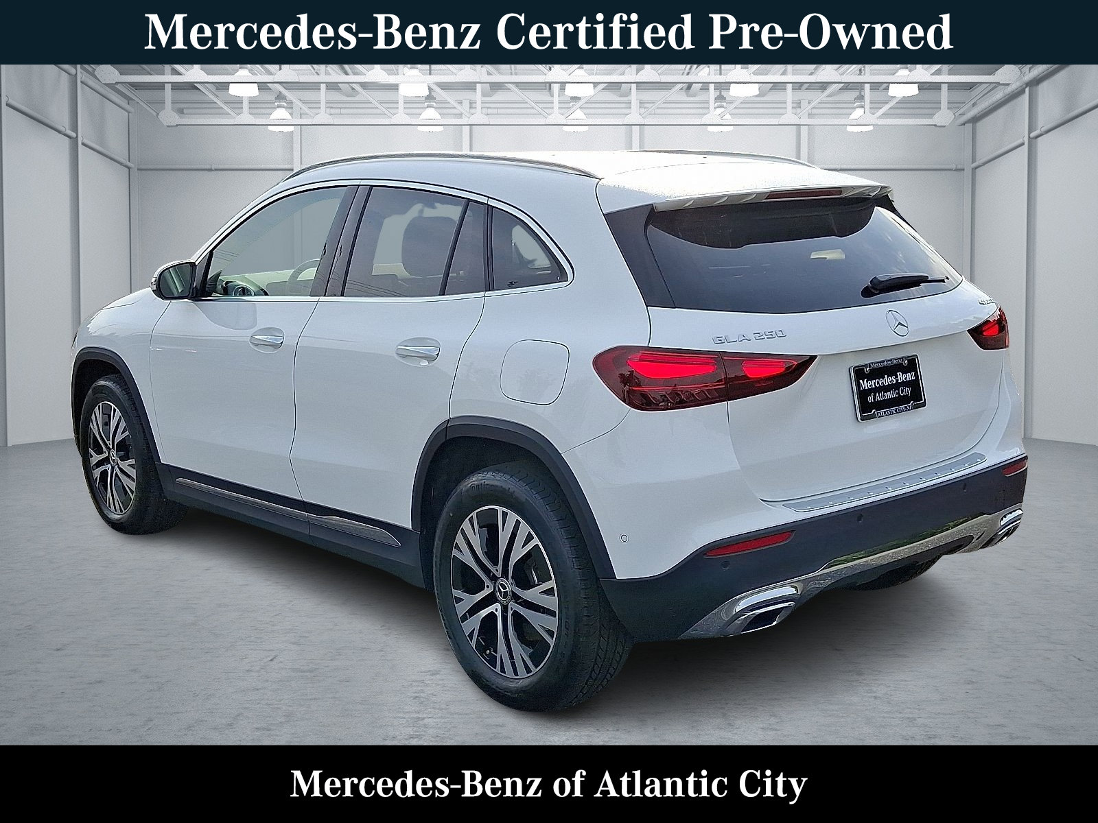 Certified 2025 Mercedes-Benz GLA 250 4MATIC image 4