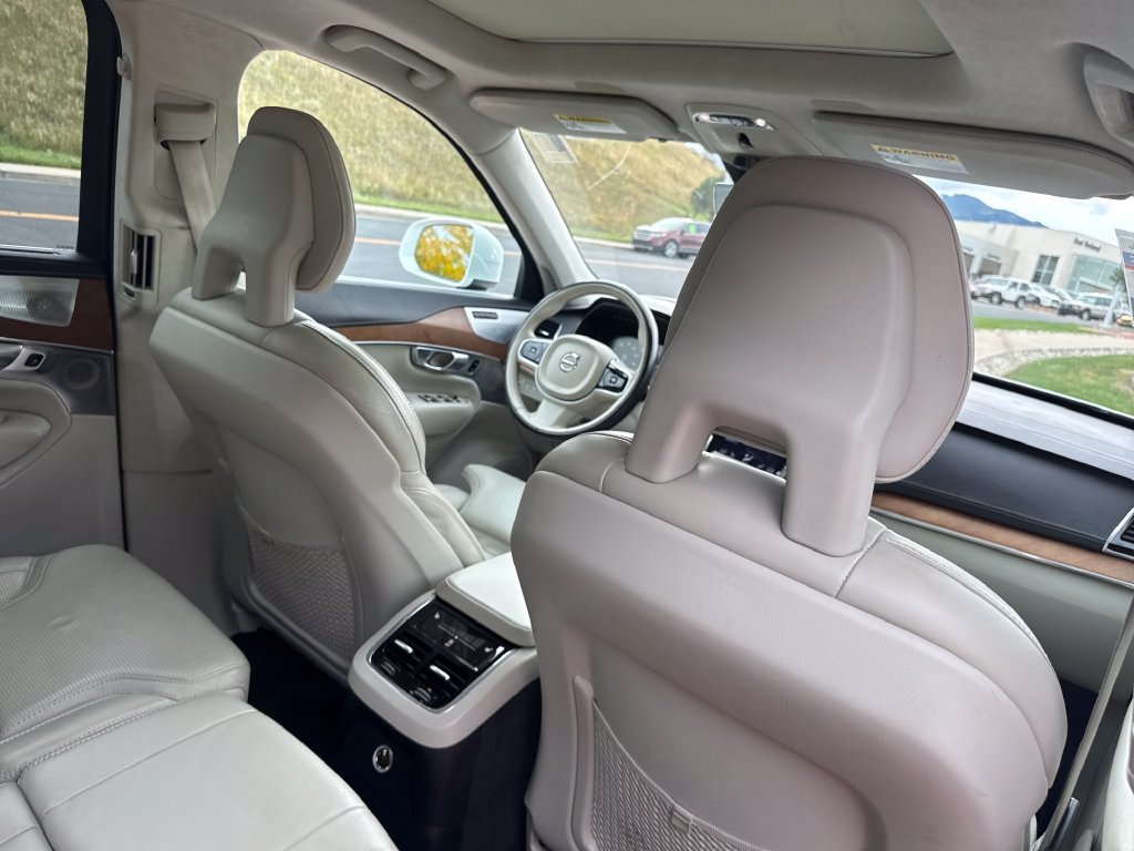 Used 2017 Volvo XC90 T8 Inscription w/ Luxury Package AWD/4WD image 28