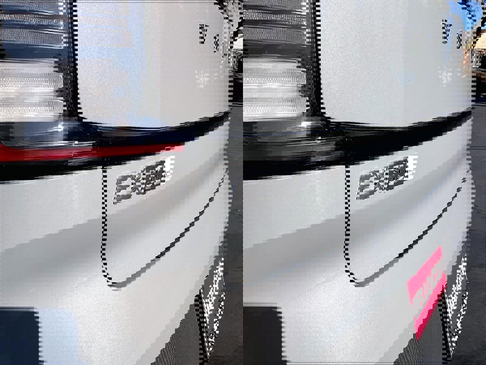 New 2025 Volvo EX30 Ultra w/ Protection Package Premier image 26