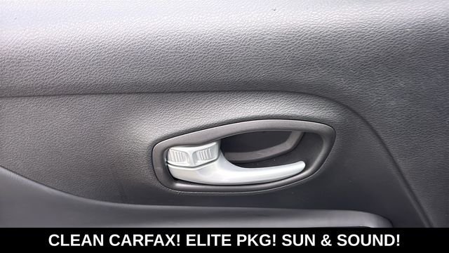 Used 2023 Jeep Renegade Trailhawk w/ Sun/Sound Group AWD/4WD image 12