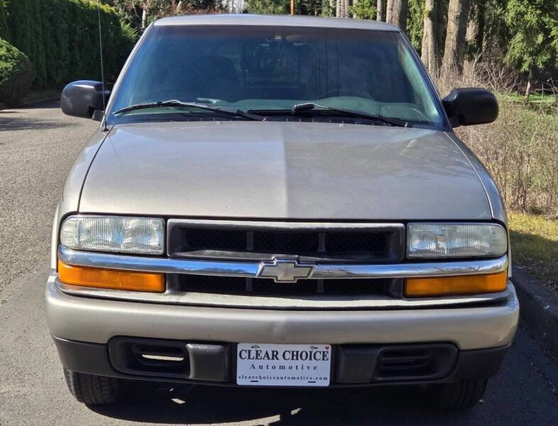 Used 2003 Chevrolet S10 Pickup LS image 8