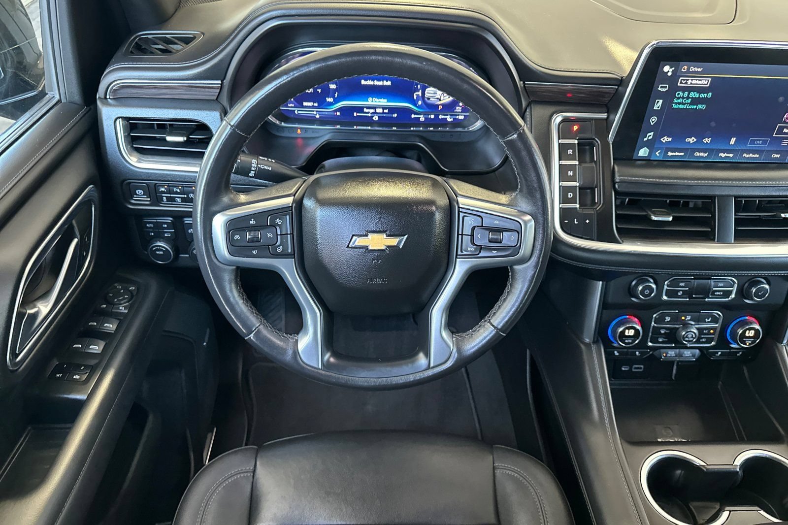 Used 2022 Chevrolet Tahoe LT w/ Luxury Package AWD/4WD image 14