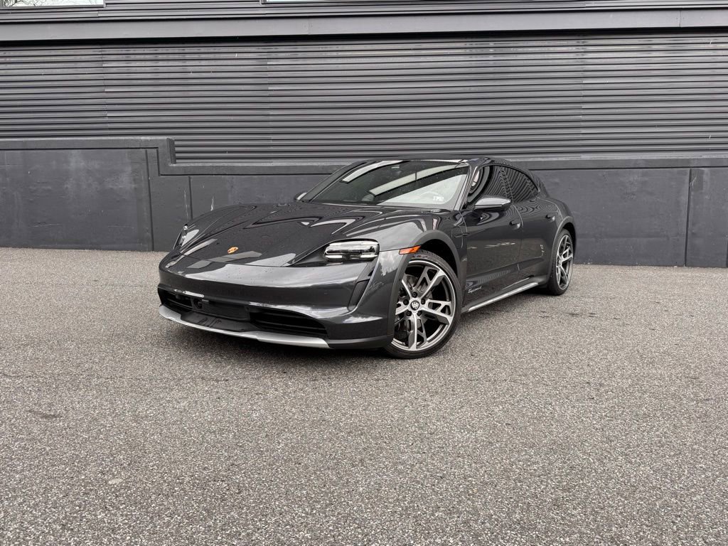 Certified 2022 Porsche Taycan 4 Cross Turismo AWD/4WD image 1