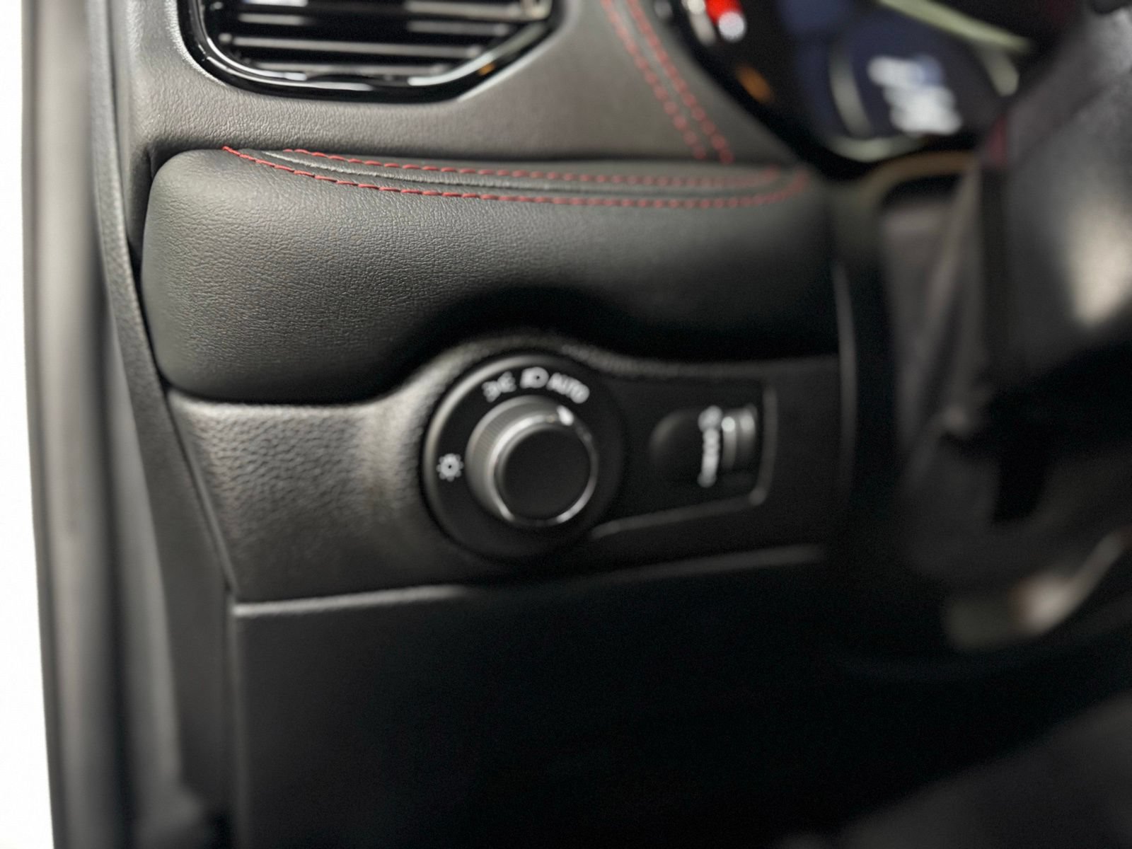 Used 2024 Dodge Durango R/T AWD/4WD image 27