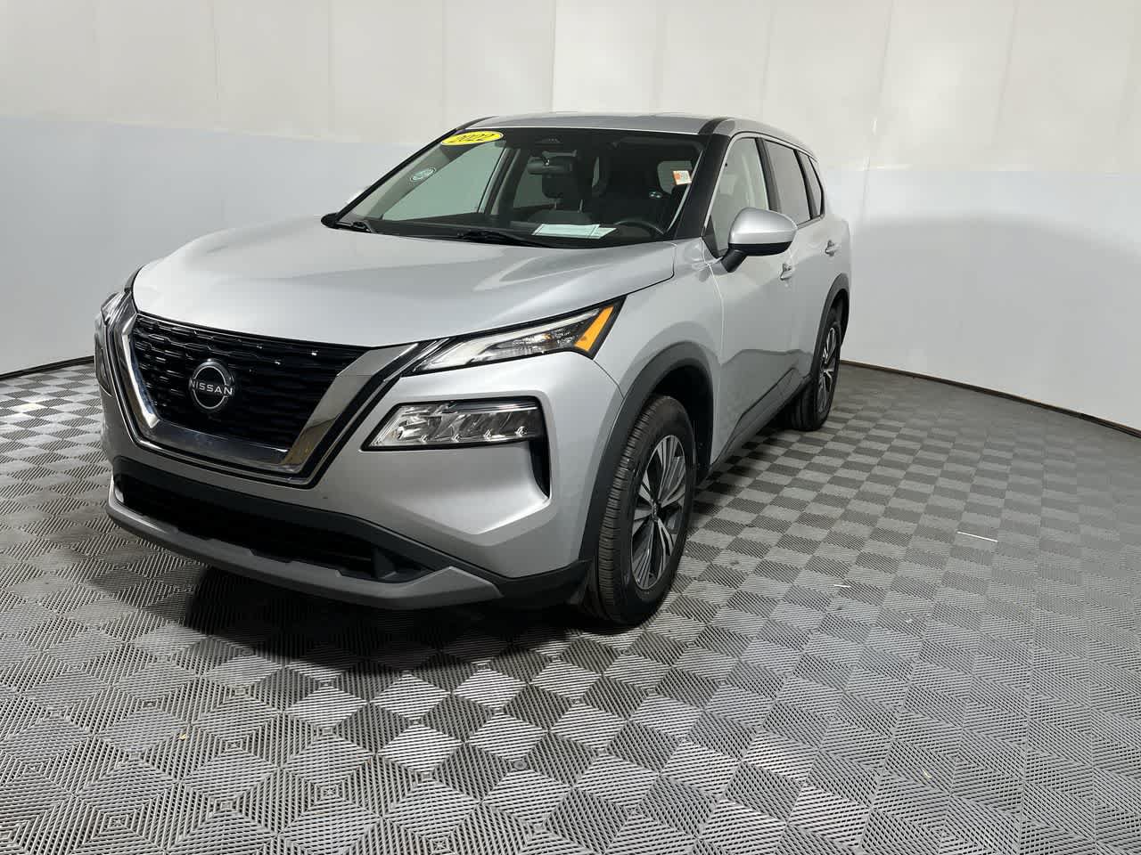 Used 2023 Nissan Rogue SV AWD/4WD image 4