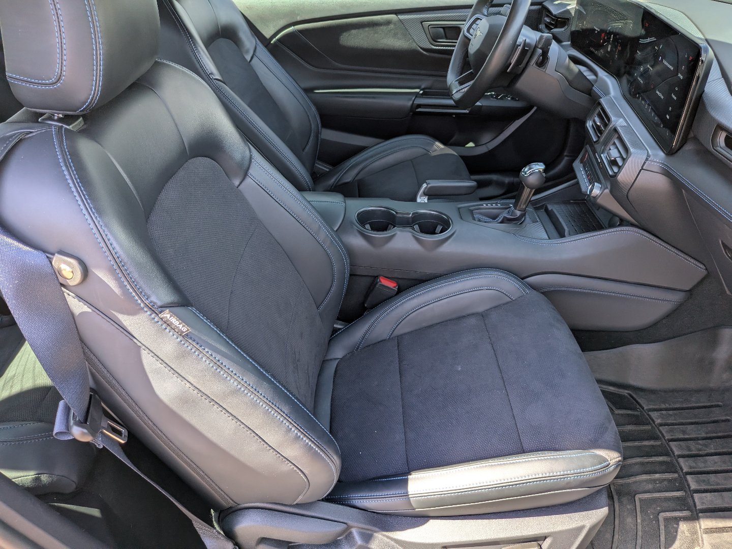 Used 2024 Ford Mustang Dark Horse RWD image 10