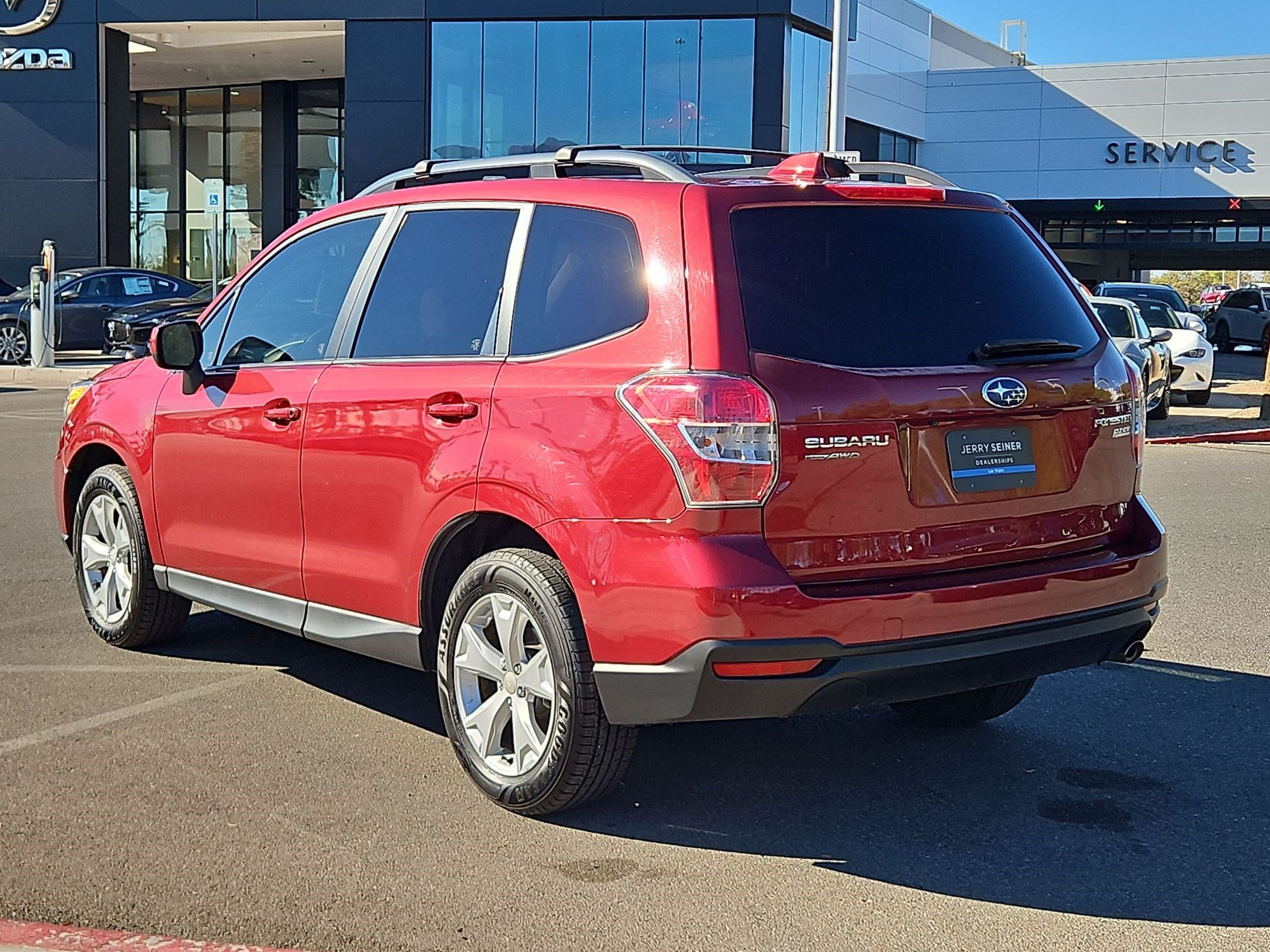 Used 2016 Subaru Forester 2.5i Premium AWD/4WD image 3