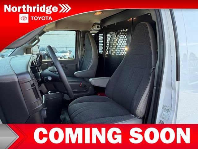 Used 2025 GMC Savana 2500 w/ Driver Convenience Package RWD image 6