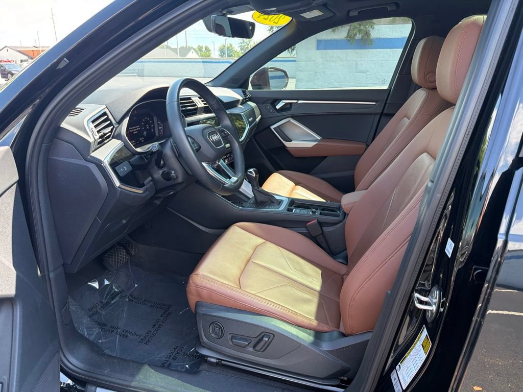Used 2024 Audi Q3 2.0T Premium Plus AWD/4WD image 17