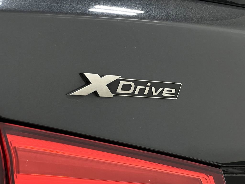 Used 2019 BMW M550i xDrive image 42