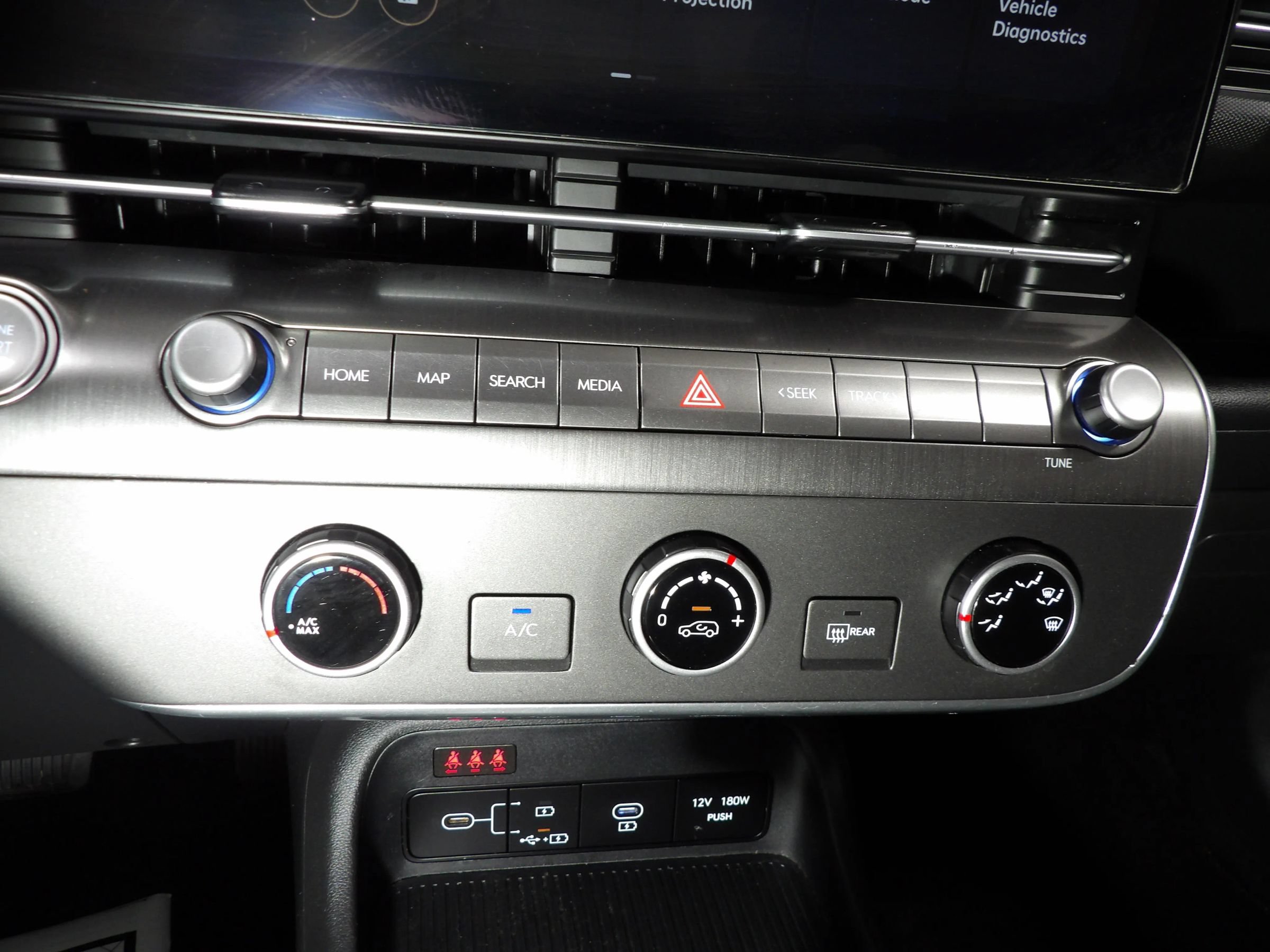 Used 2025 Hyundai Kona SE FWD image 16