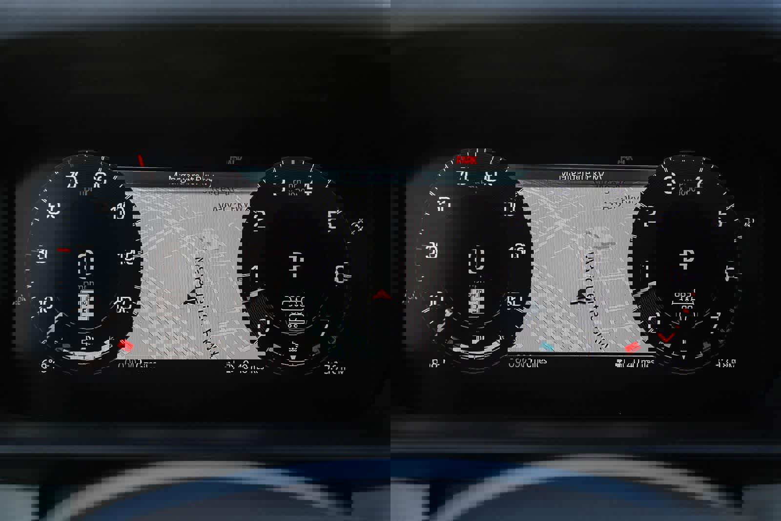 New 2026 Land Rover Discovery S image 24