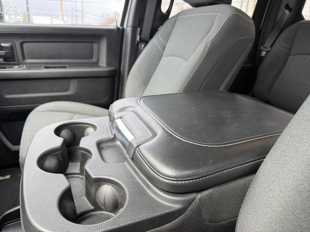 Used 2024 RAM 2500 Tradesman w/ Chrome Appearance Group image 28