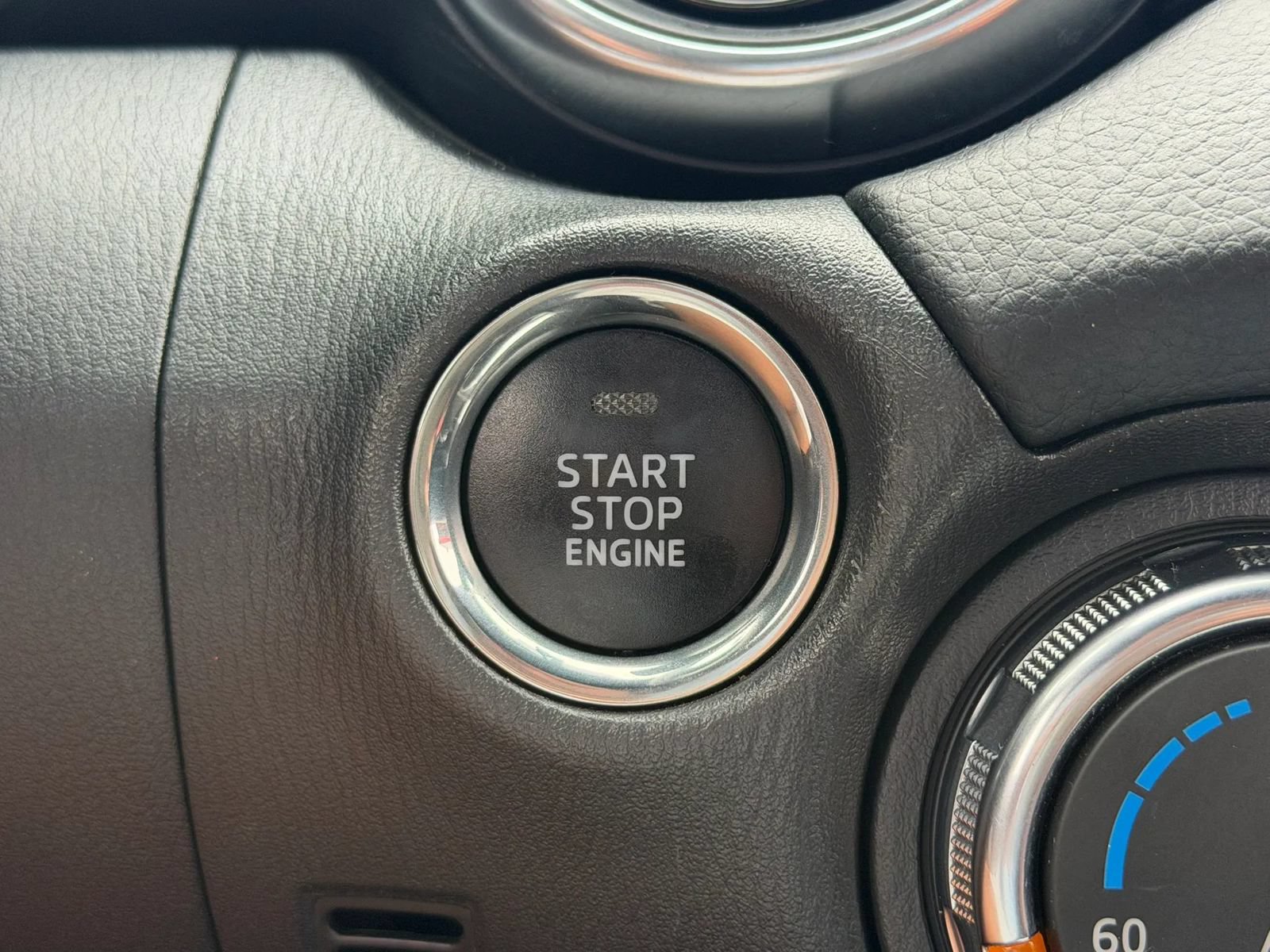 Used 2017 FIAT 124 Spider Abarth RWD image 29