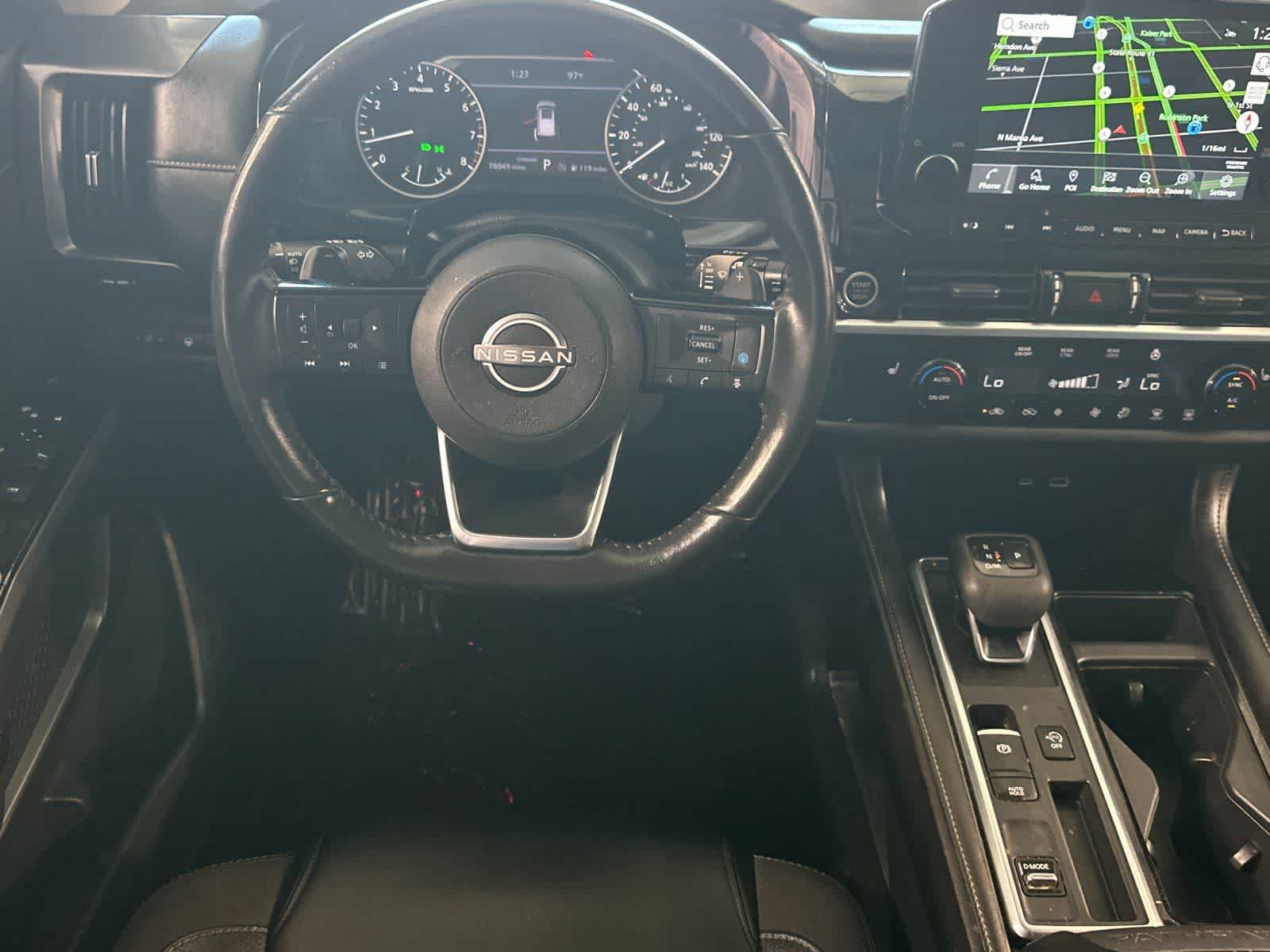 Used 2024 Nissan Pathfinder SL w/ SL Premium Package FWD image 15