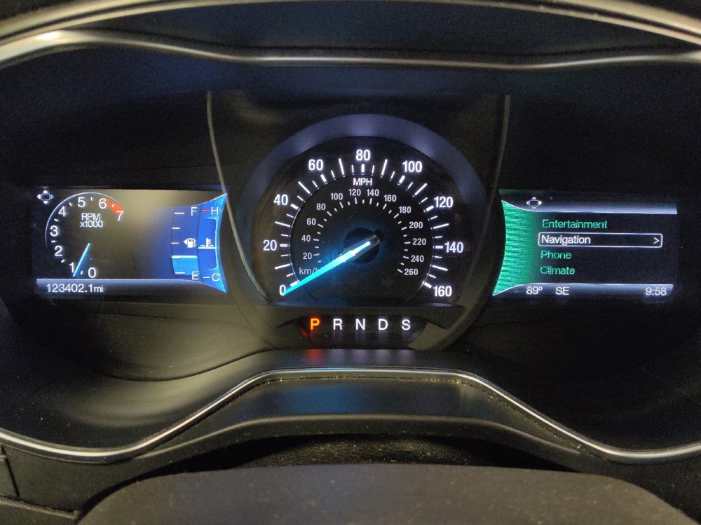 Used 2016 Ford Fusion Titanium AWD/4WD image 23