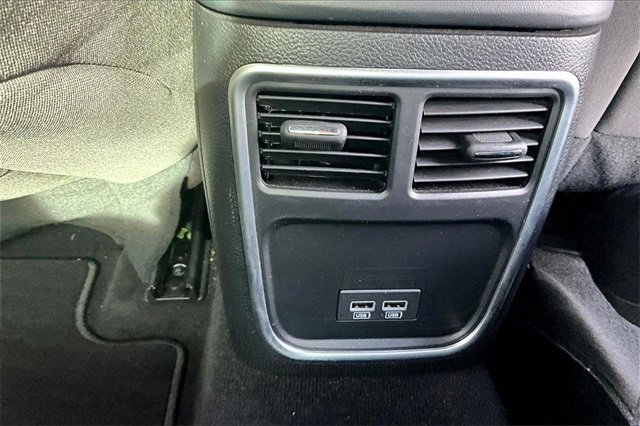 Used 2023 Dodge Charger SXT image 10