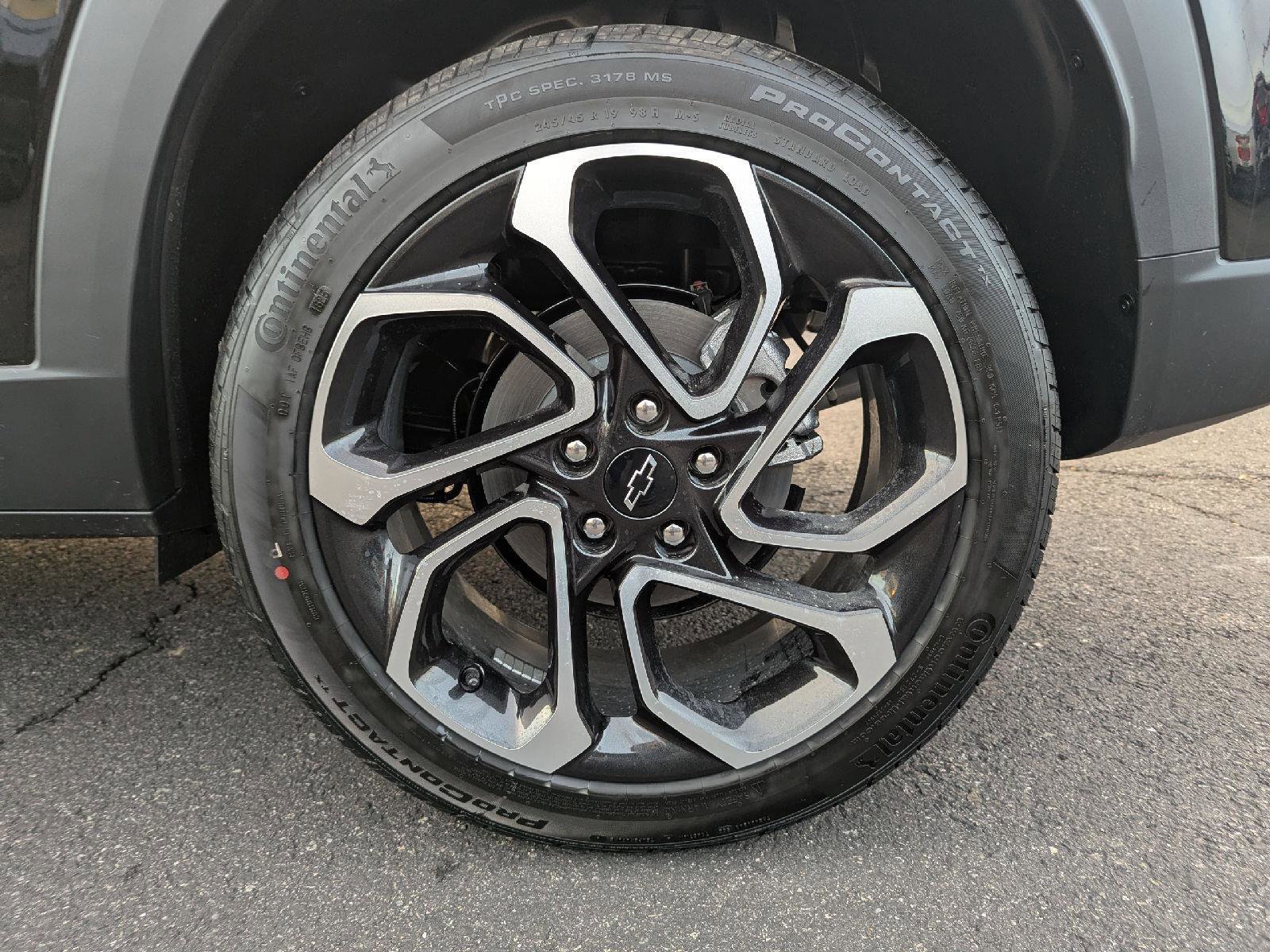New 2026 Chevrolet Trax RS w/ Sunroof Package image 22