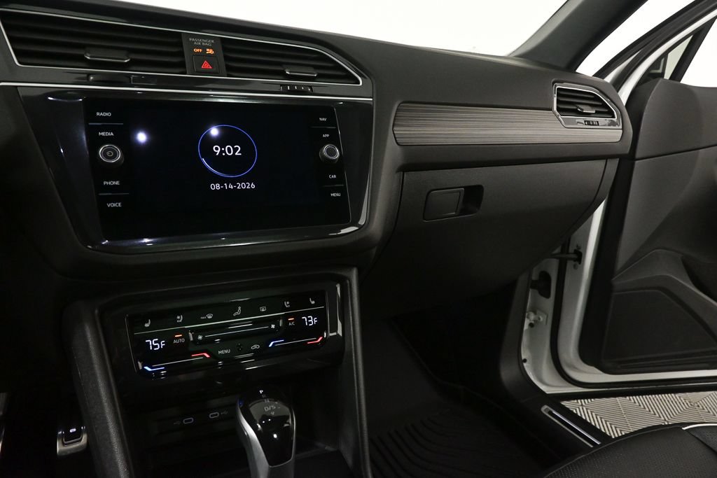 Used 2024 Volkswagen Tiguan SEL R-Line AWD/4WD image 12
