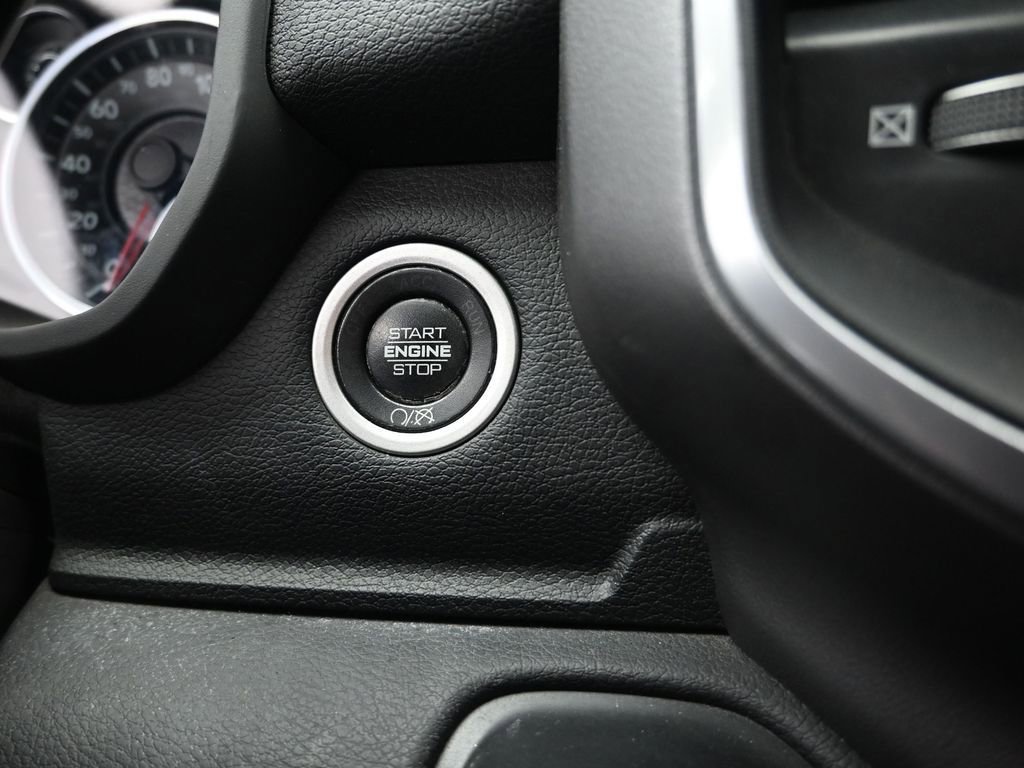 Used 2022 RAM 2500 Big Horn w/ Night Edition AWD/4WD image 13