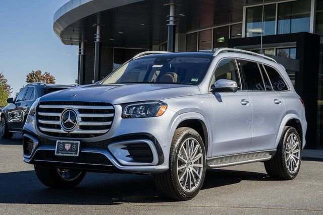 New 2026 Mercedes-Benz GLS 450 4MATIC image 3