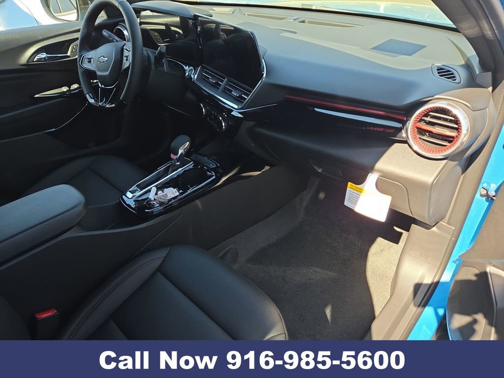 New 2026 Chevrolet Trax RS w/ Sunroof Package image 33