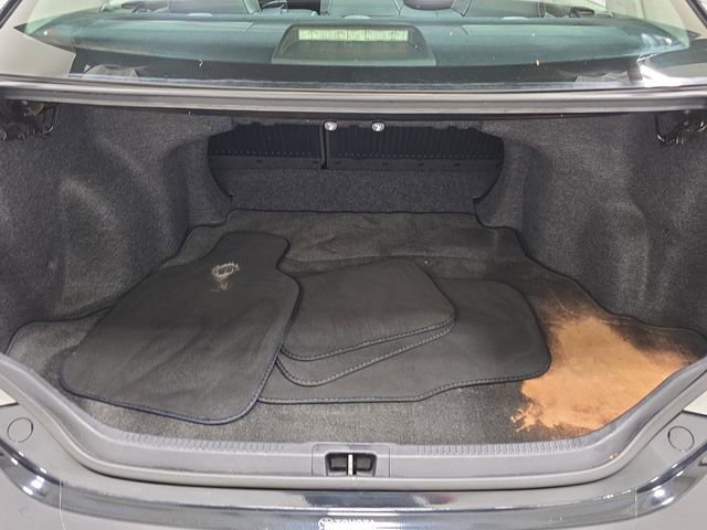 Used 2012 Toyota Camry SE w/ Leather Pkg FWD image 33