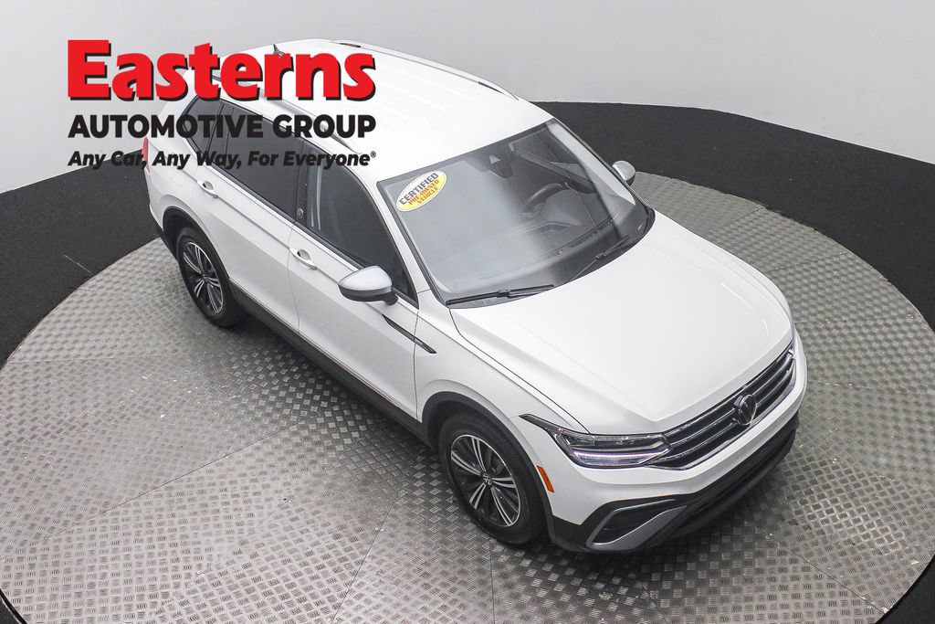 Used 2024 Volkswagen Tiguan Wolfsburg Edition FWD image 3