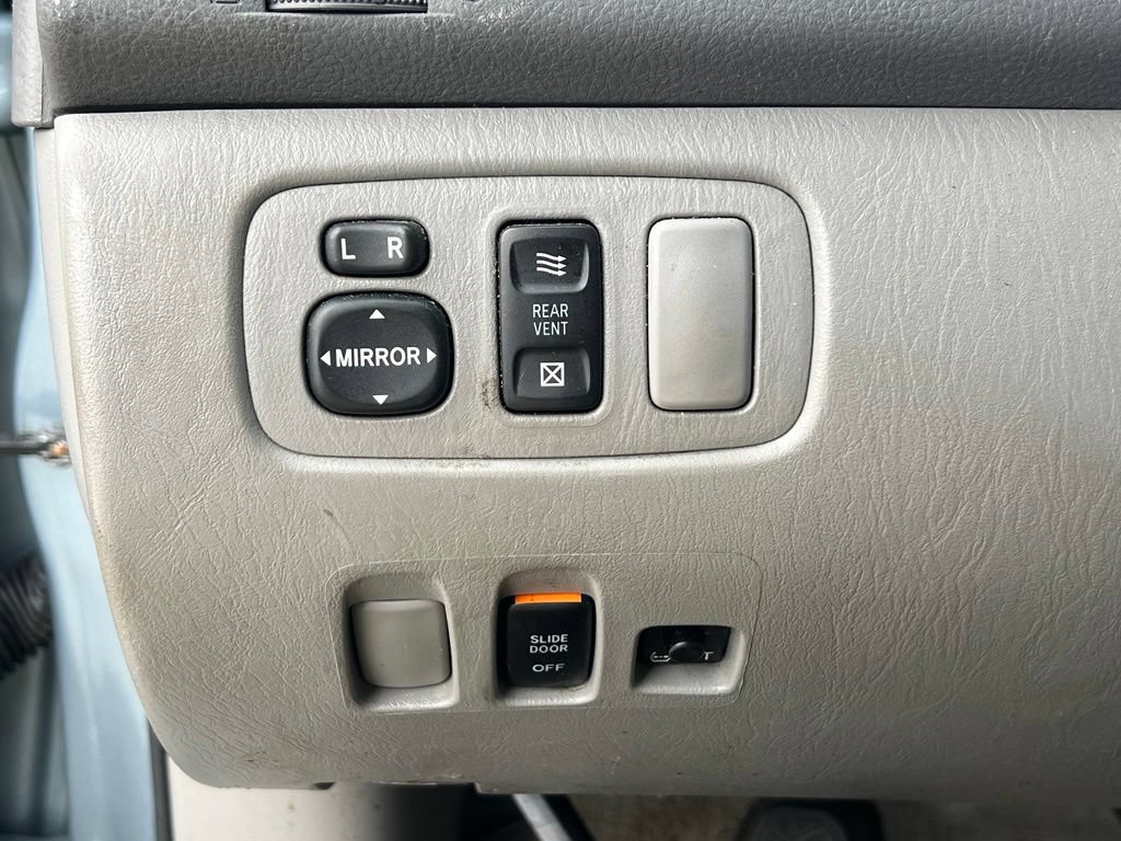 Used 2007 Toyota Sienna FWD image 20