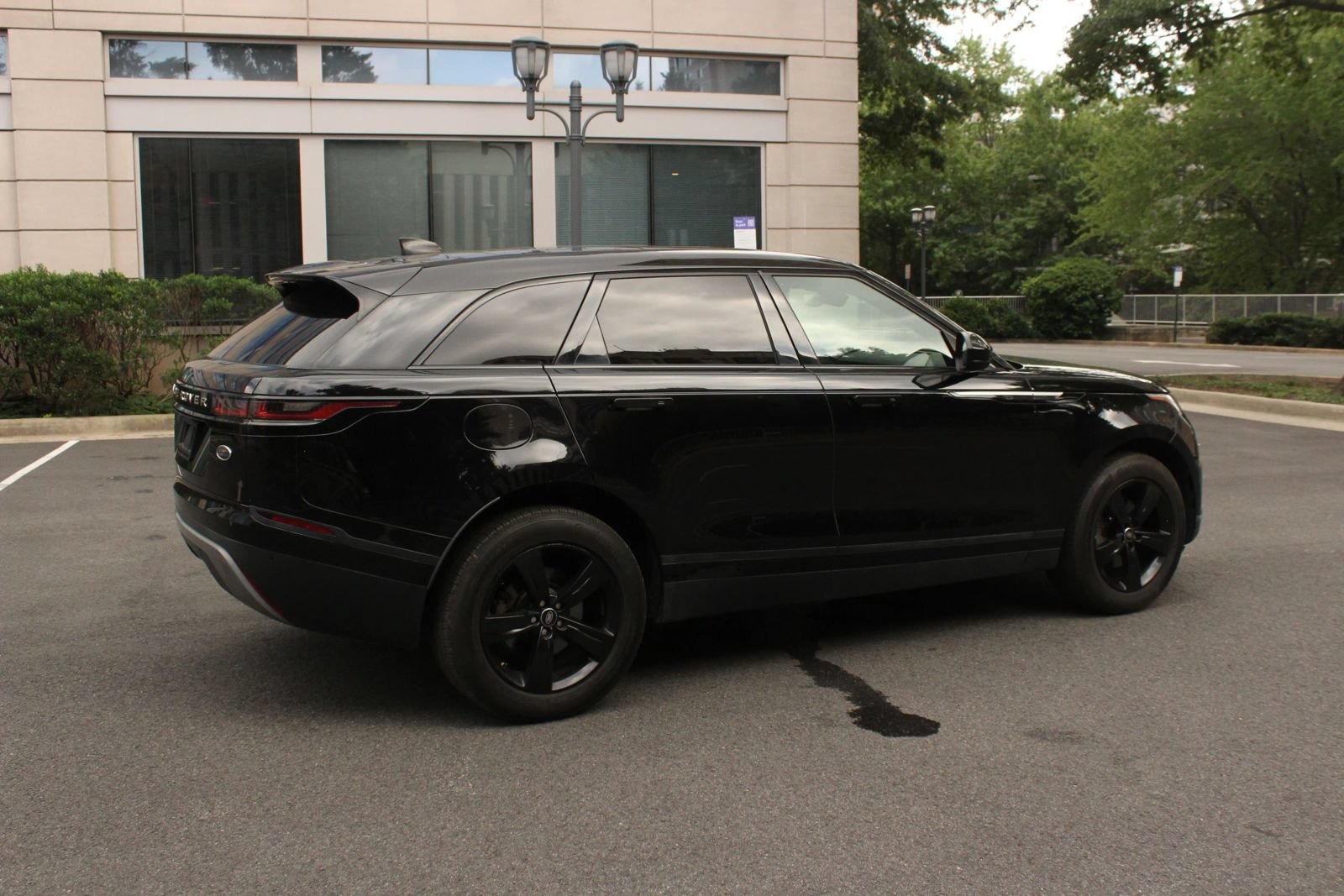 Used 2020 Land Rover Range Rover Velar S AWD/4WD image 7