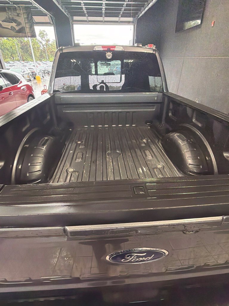 Used 2023 Ford F250 Lariat w/ Lariat Ultimate Package AWD/4WD image 5