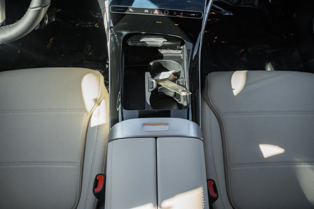 New 2027 Mercedes-Benz C 300 4MATIC Sedan image 29