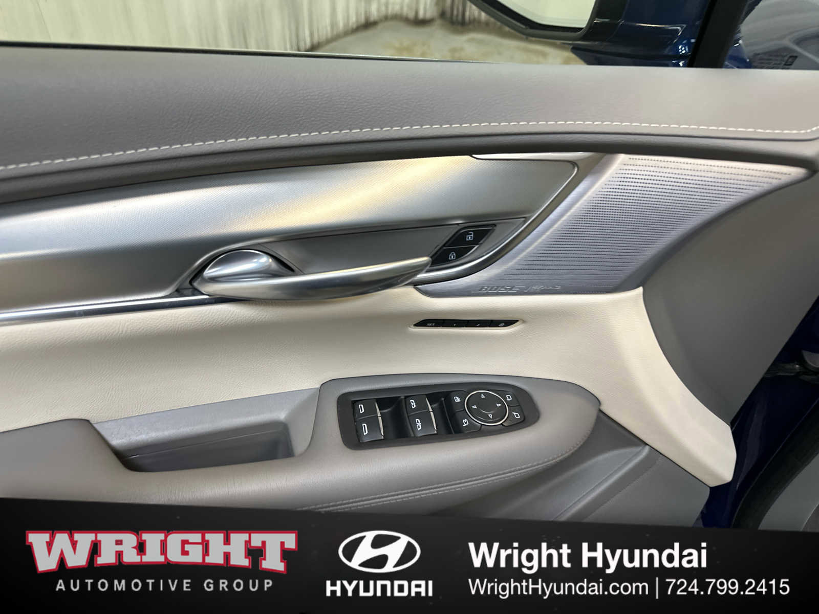 Used 2024 Cadillac XT5 Premium Luxury w/ Technology Package image 10