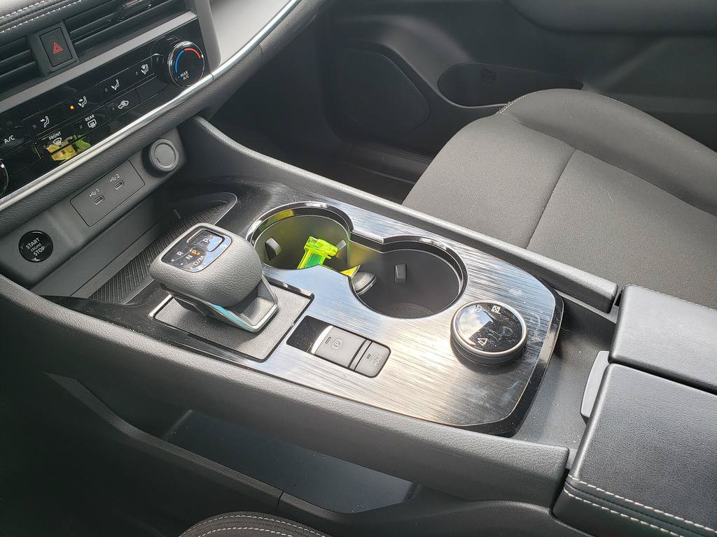 Certified 2025 Nissan Rogue S AWD/4WD image 35