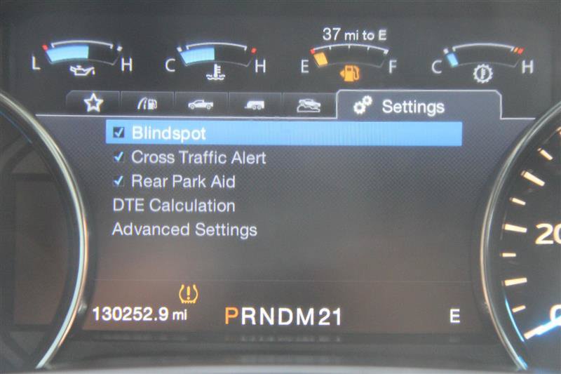 Used 2015 Ford F150 Lariat AWD/4WD image 29