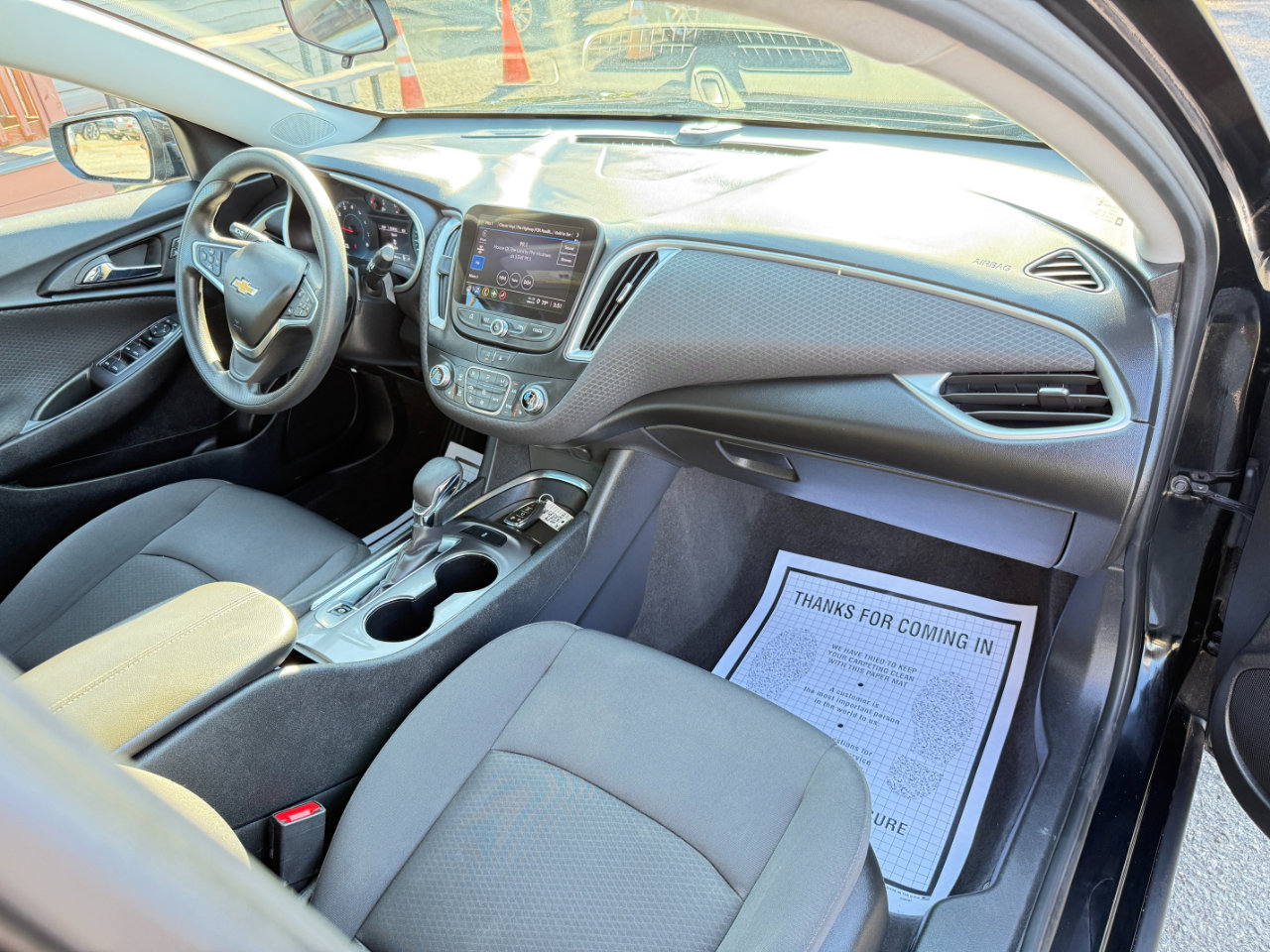 Used 2023 Chevrolet Malibu LT image 39