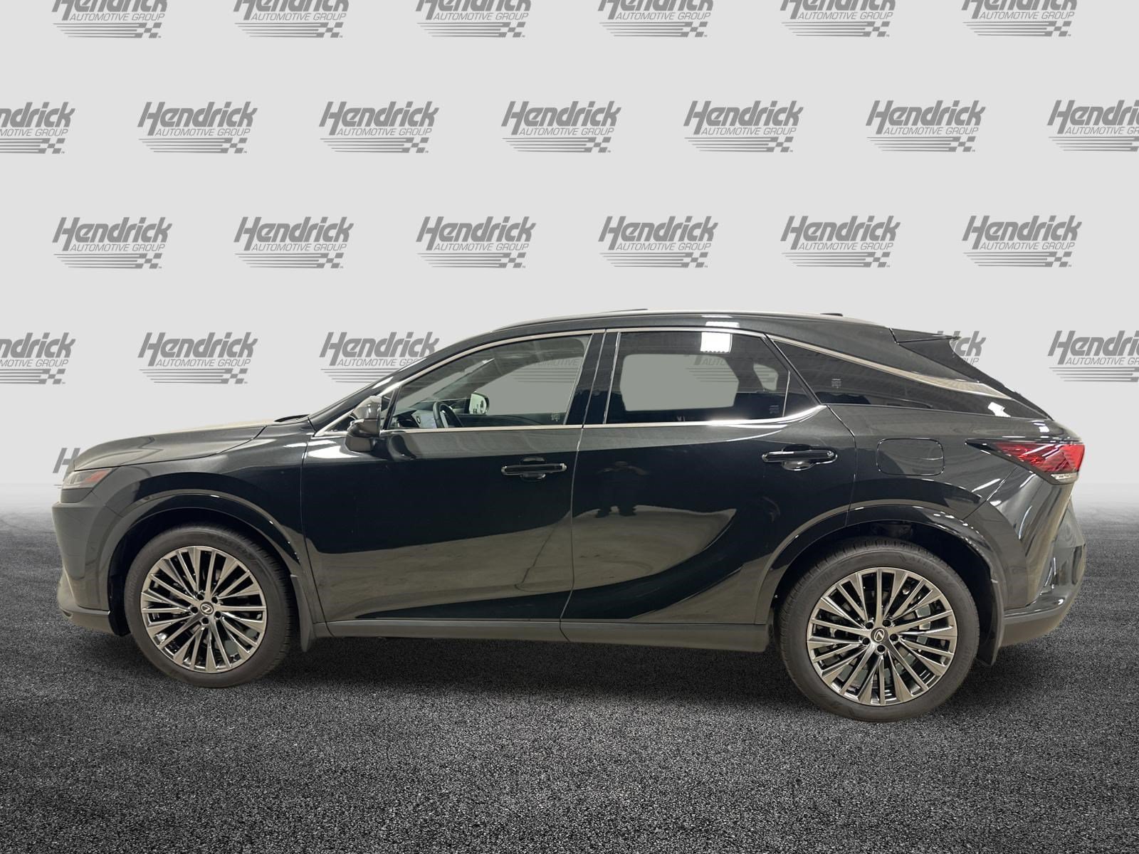 Certified 2026 Lexus RX 450h AWD w/ Convenience Package image 7